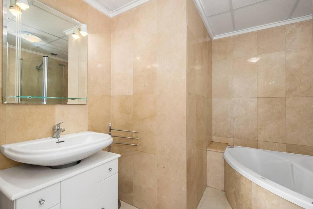 A Beautiful 2 Bedroom Townhouse - Las Cerezas Ciudad Quesada Ngoại thất bức ảnh